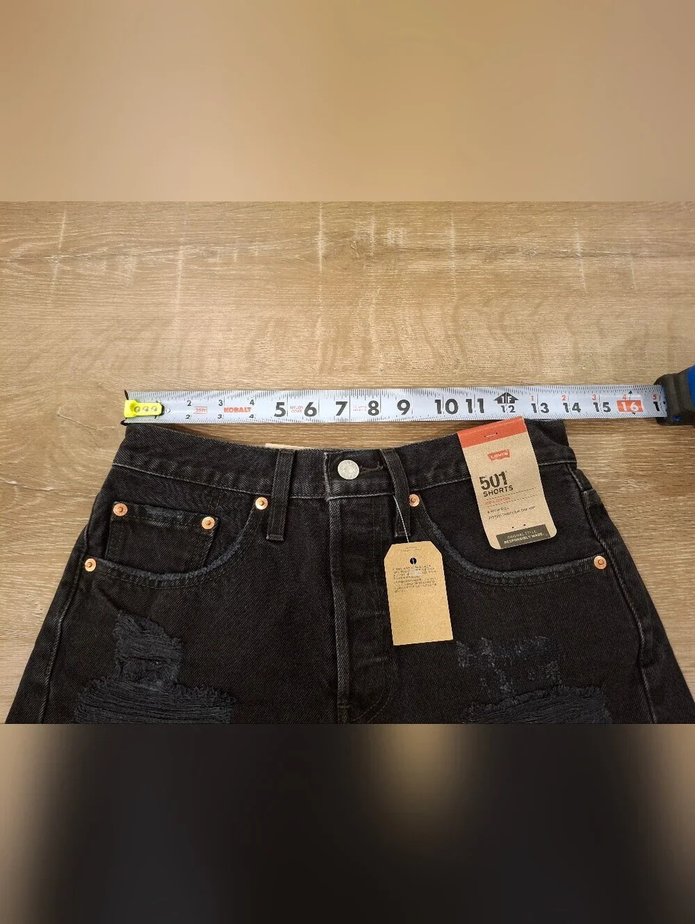 Levi’s 501 Original Women’s Denim Shorts Size 26 Black Distressed – New With Tag